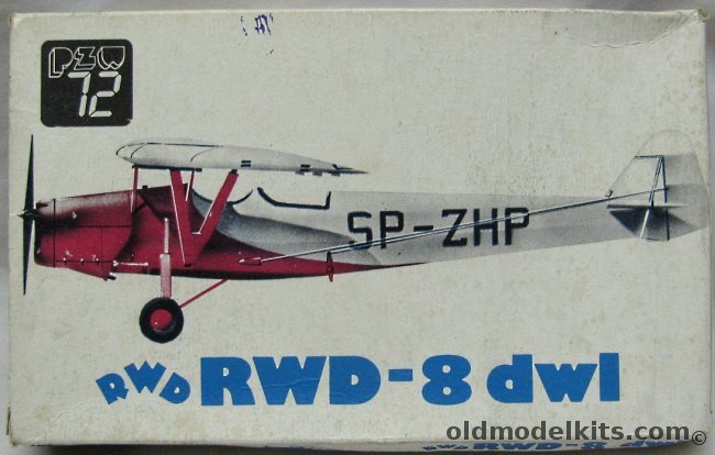PZW 1/72 RWD-8 plastic model kit